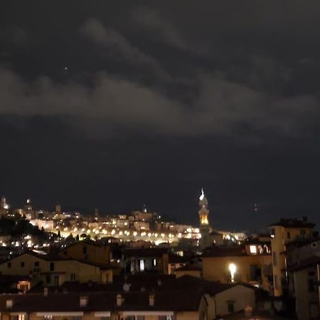 "La Me Ca" Intero Appartamento In Centro Con Vista Sui Colli Бергамо Екстер'єр фото